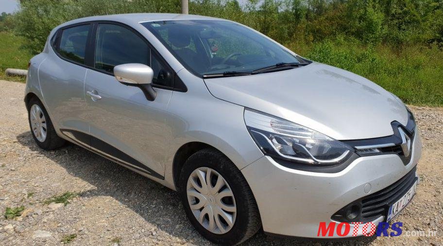 2015' Renault Clio Dci 90 photo #1
