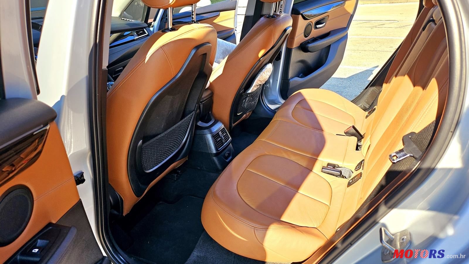 2015' BMW Serija 2 218D photo #3