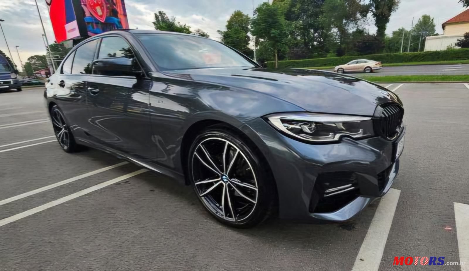 2019' BMW Serija 3 320D photo #1