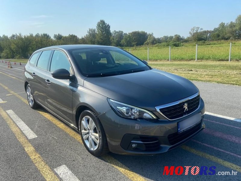 2018' Peugeot 308 1,5 Bluehdi photo #1