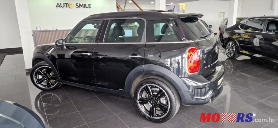 2015' MINI Countryman Cooper Sd photo #4