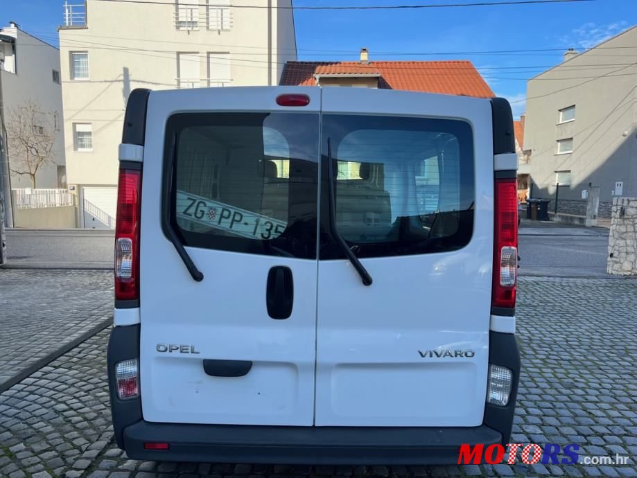2014' Opel Vivaro photo #5