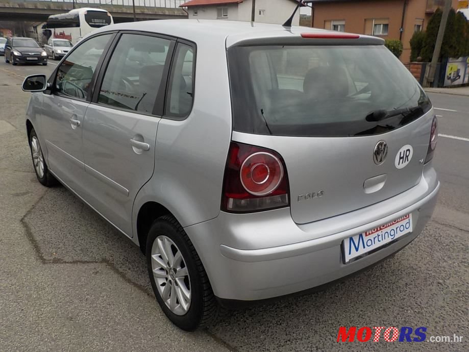 2008' Volkswagen Polo photo #6