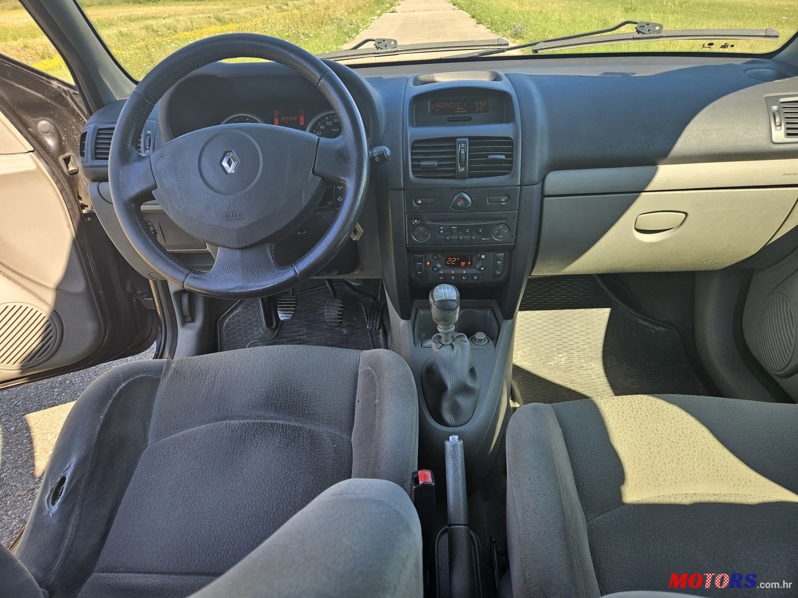 2004' Renault Clio 1,5 Dci photo #1