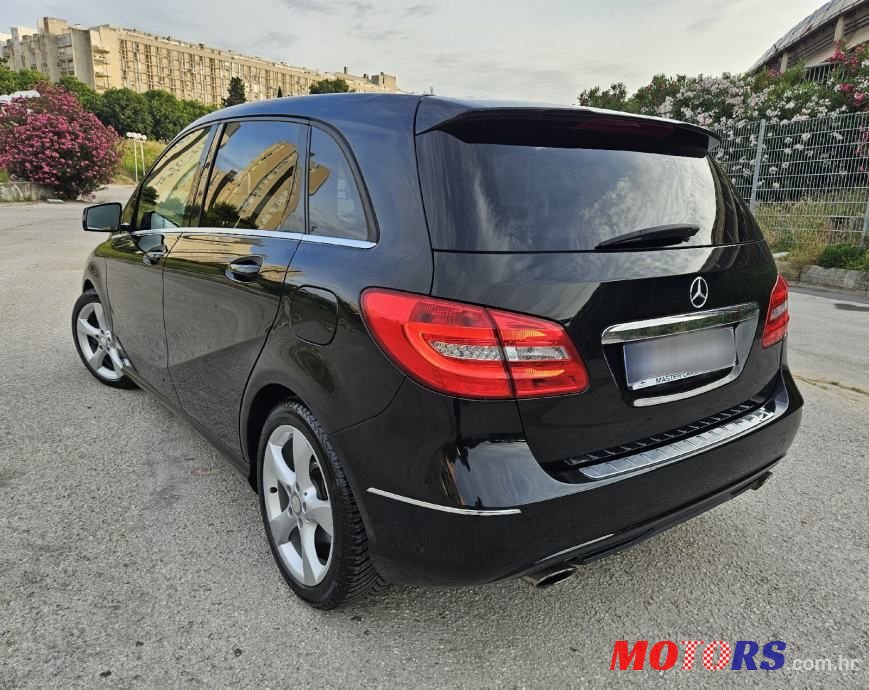 2013' Mercedes-Benz B-Klasa 180 Cdi photo #5