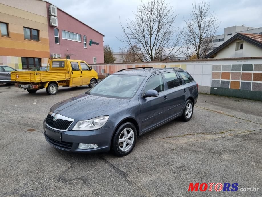 2012' Skoda Octavia Combi photo #1