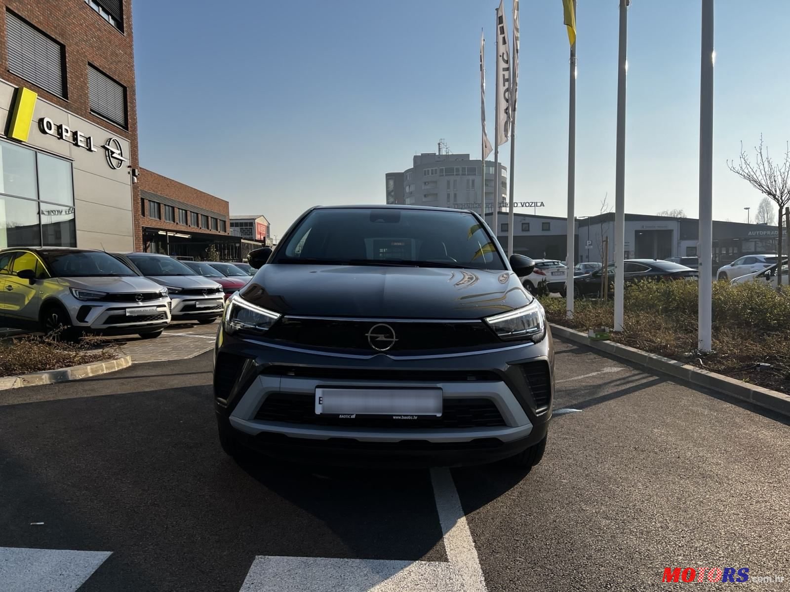 2024' Opel Crossland 1,2 Turbo photo #2