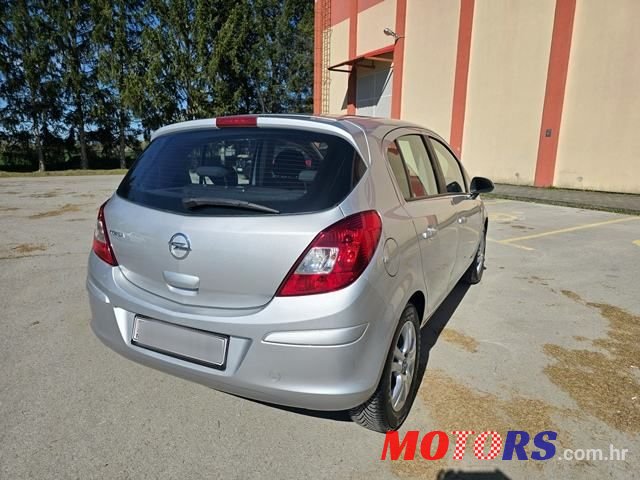 2012' Opel Corsa photo #5