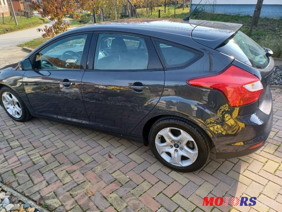 2011' Ford Focus 1,6 photo #3