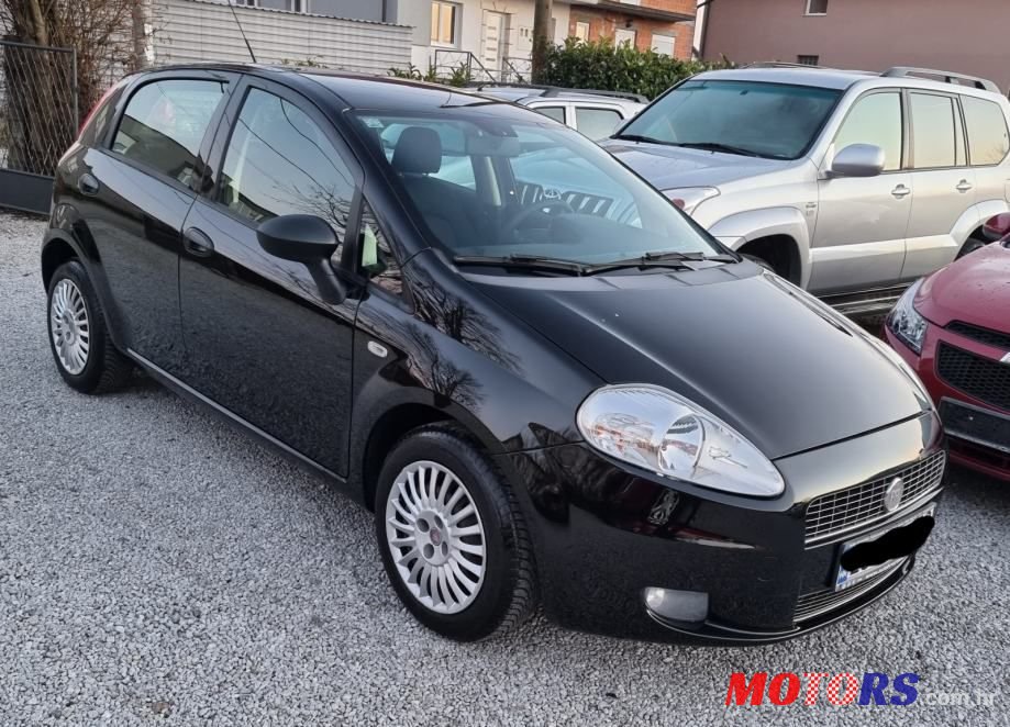 2008' Fiat Grande Punto 1,4 photo #1