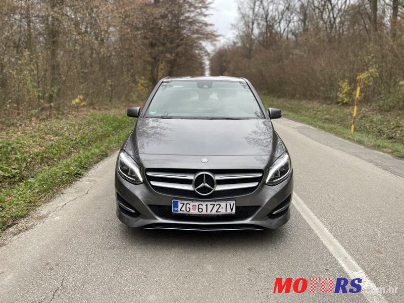 2015' Mercedes-Benz B-Klasa 180 Cdi photo #2