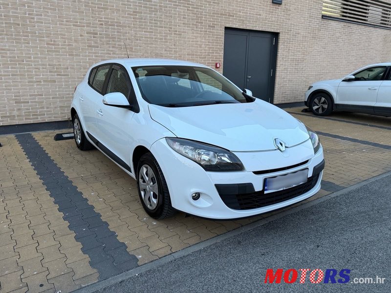 2009' Renault Megane 1,6 16V photo #1