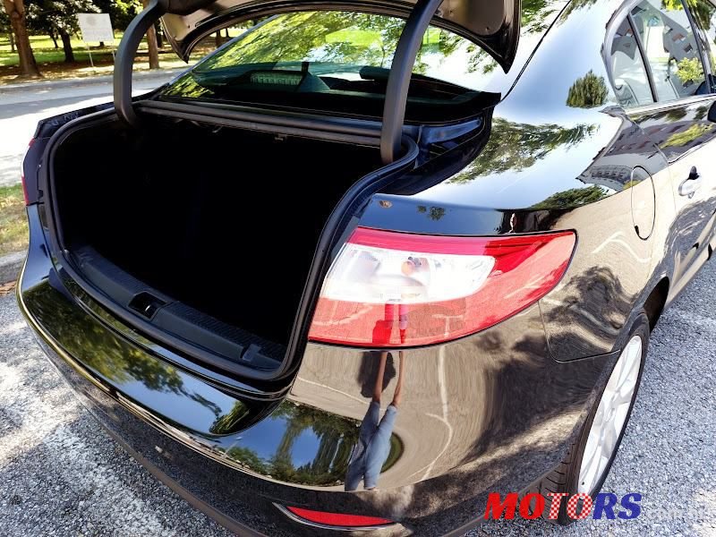 2010' Renault Fluence 1,6 16V photo #6