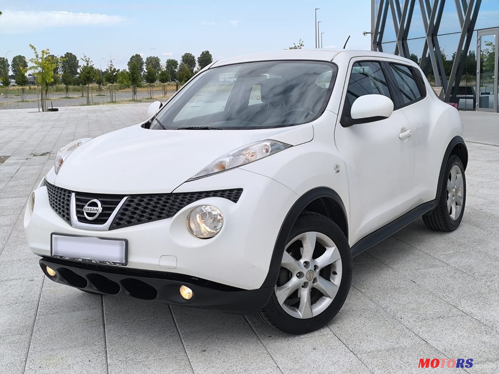2011' Nissan Juke 1,6 16V Acenta photo #1