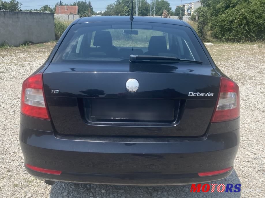 2010' Skoda Octavia 1,6 Tdi photo #4