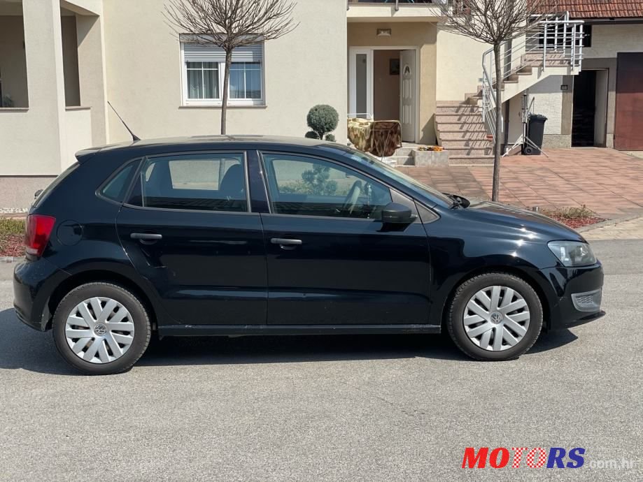 2010' Volkswagen Polo 1,6 Tdi photo #3