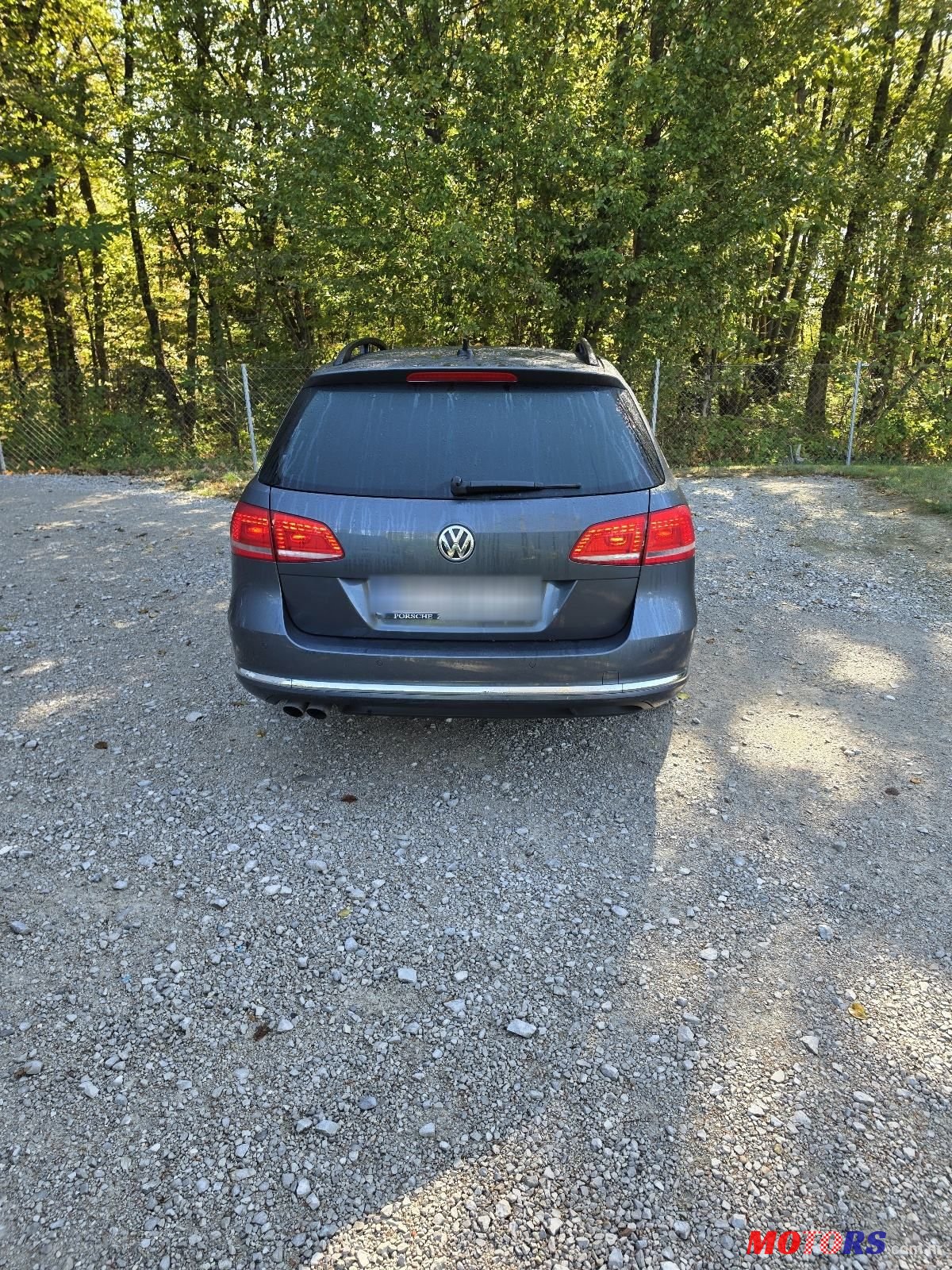 2013' Volkswagen Passat Variant photo #5