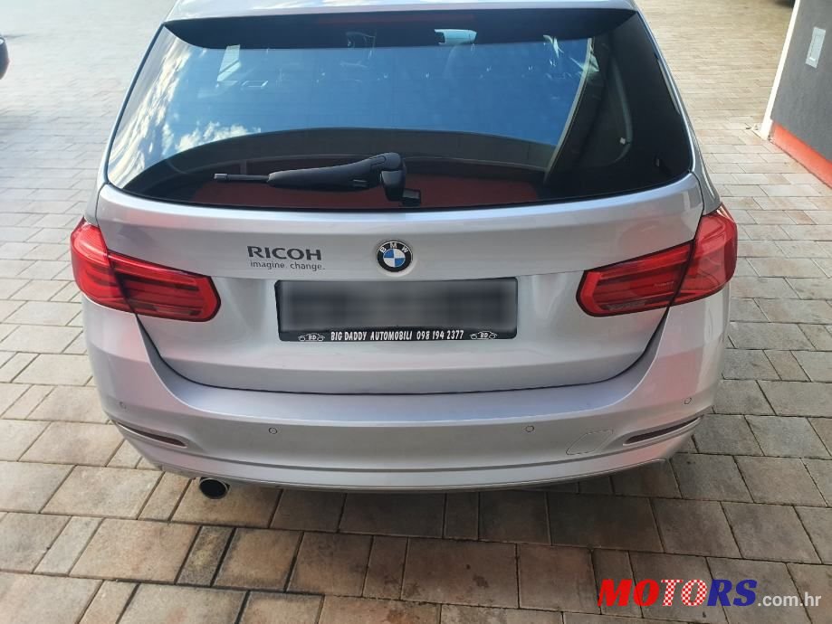 2018' BMW Serija 3 318D Touring photo #4