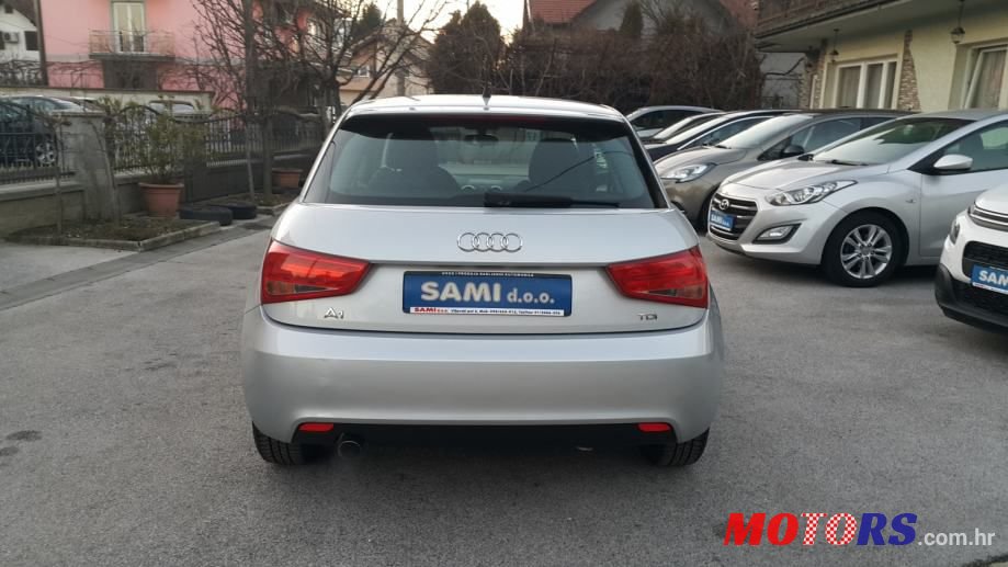 2011' Audi A1 1,6 Tdi photo #2