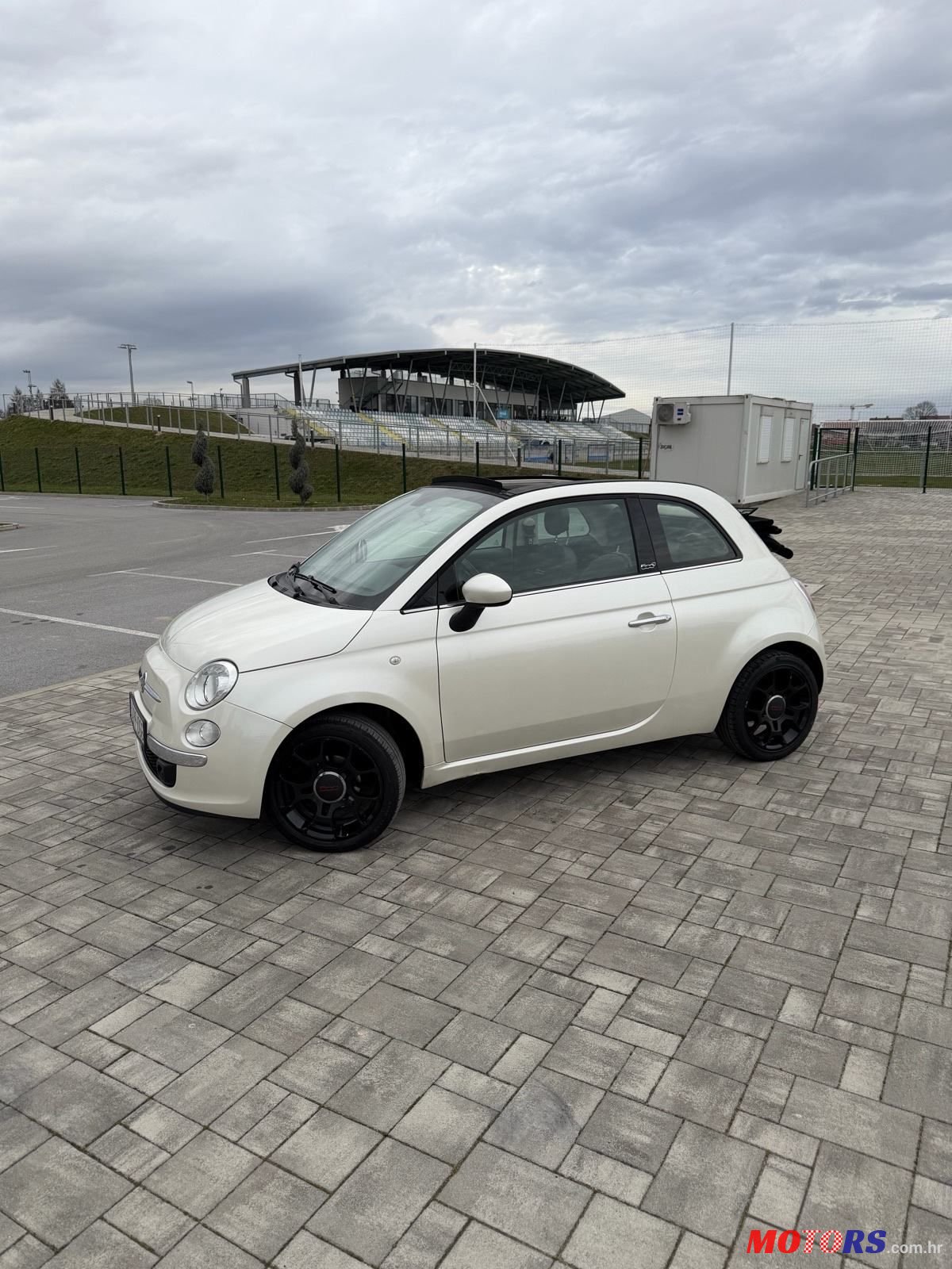 2013' Fiat 500 photo #3