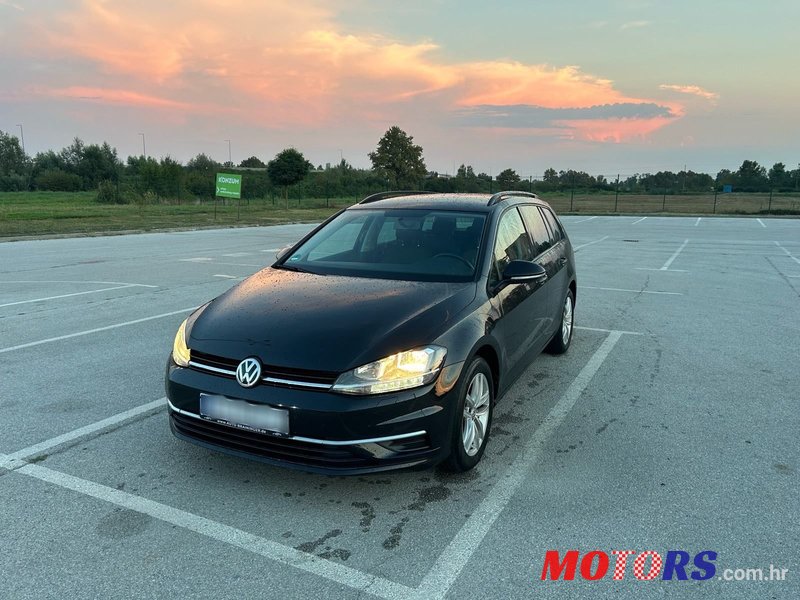 2017' Volkswagen Golf VII Variant photo #1