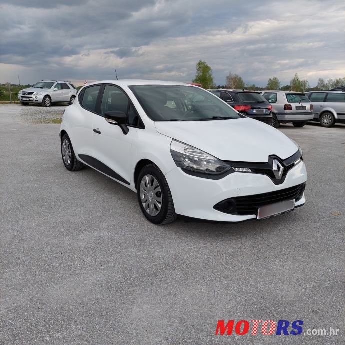 2015' Renault Clio Dci 75 photo #1