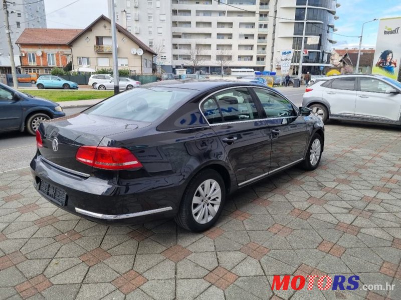 2012' Volkswagen Passat 1,6 Tdi Bmt photo #4