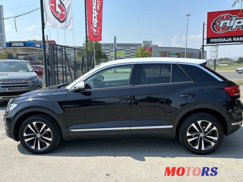 2019' Volkswagen T-Roc 1,6 Tdi photo #3