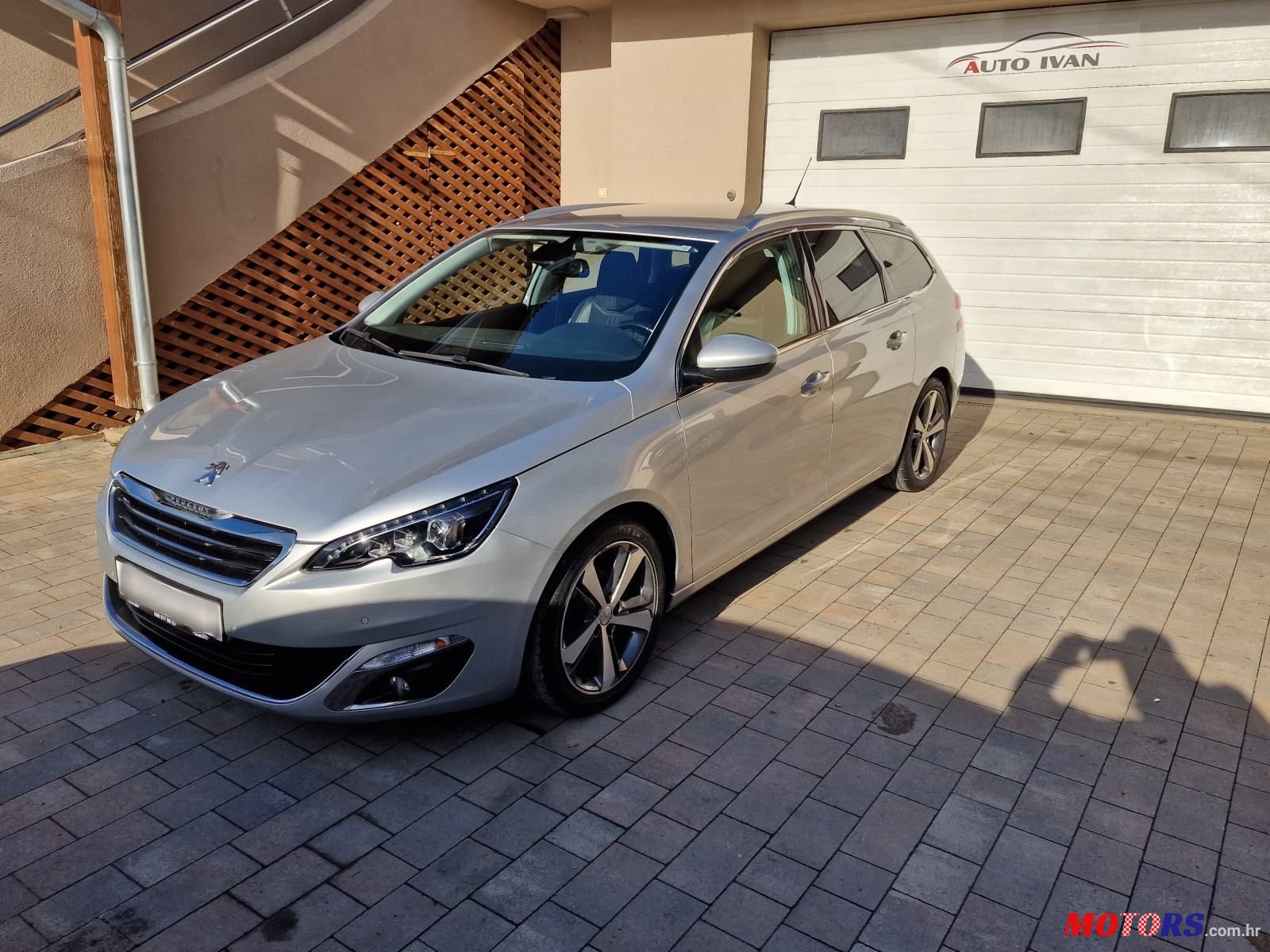 2016' Peugeot 308 Sw photo #3