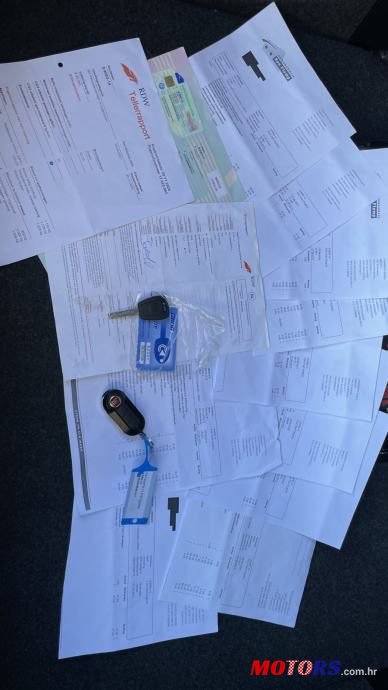 2013' Fiat Punto Evo photo #2