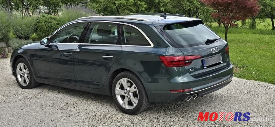 2017' Audi A4 Allroad photo #1