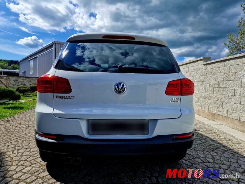 2014' Volkswagen Tiguan photo #5