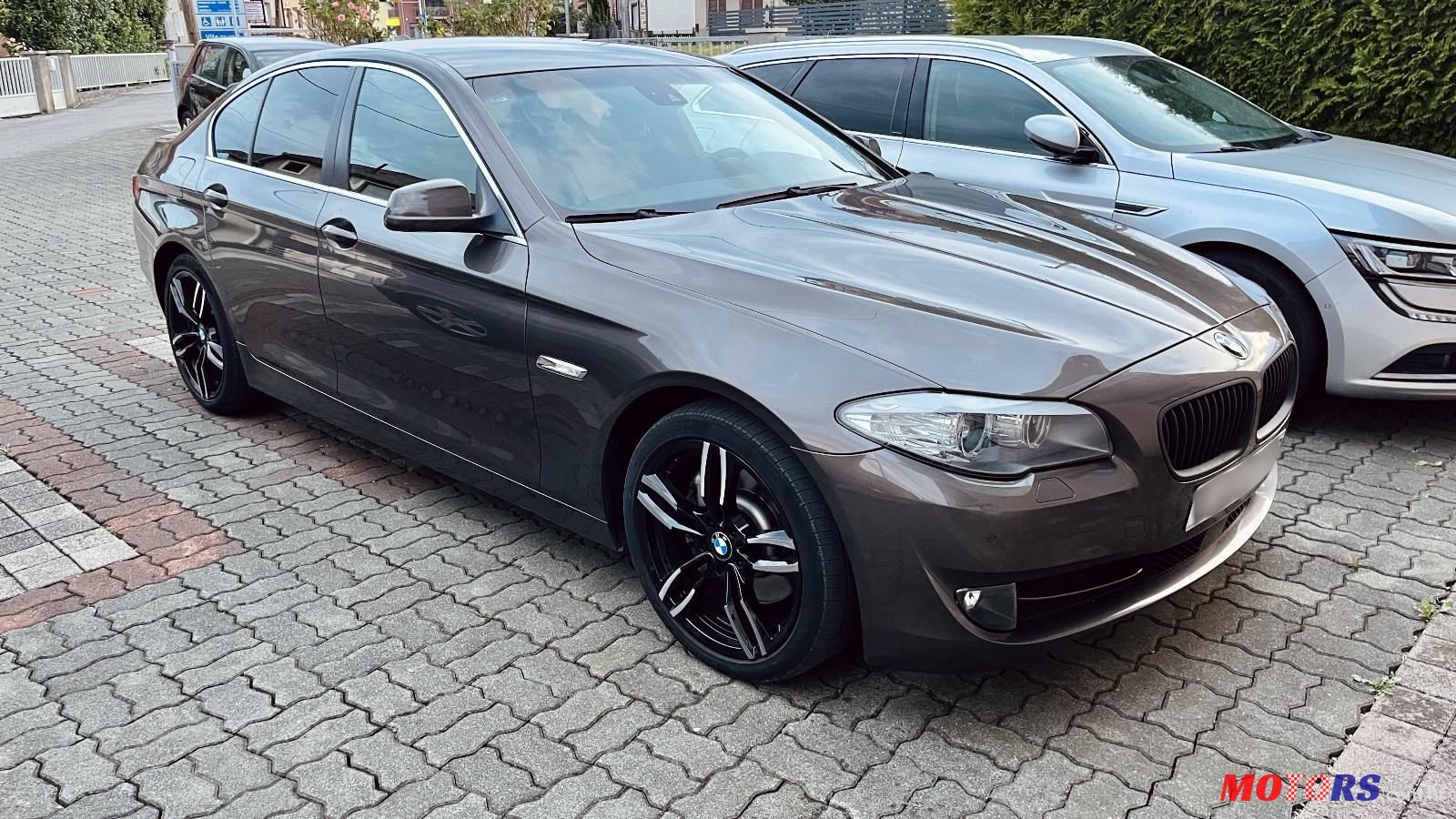 2012' BMW Serija 5 525Xd photo #1