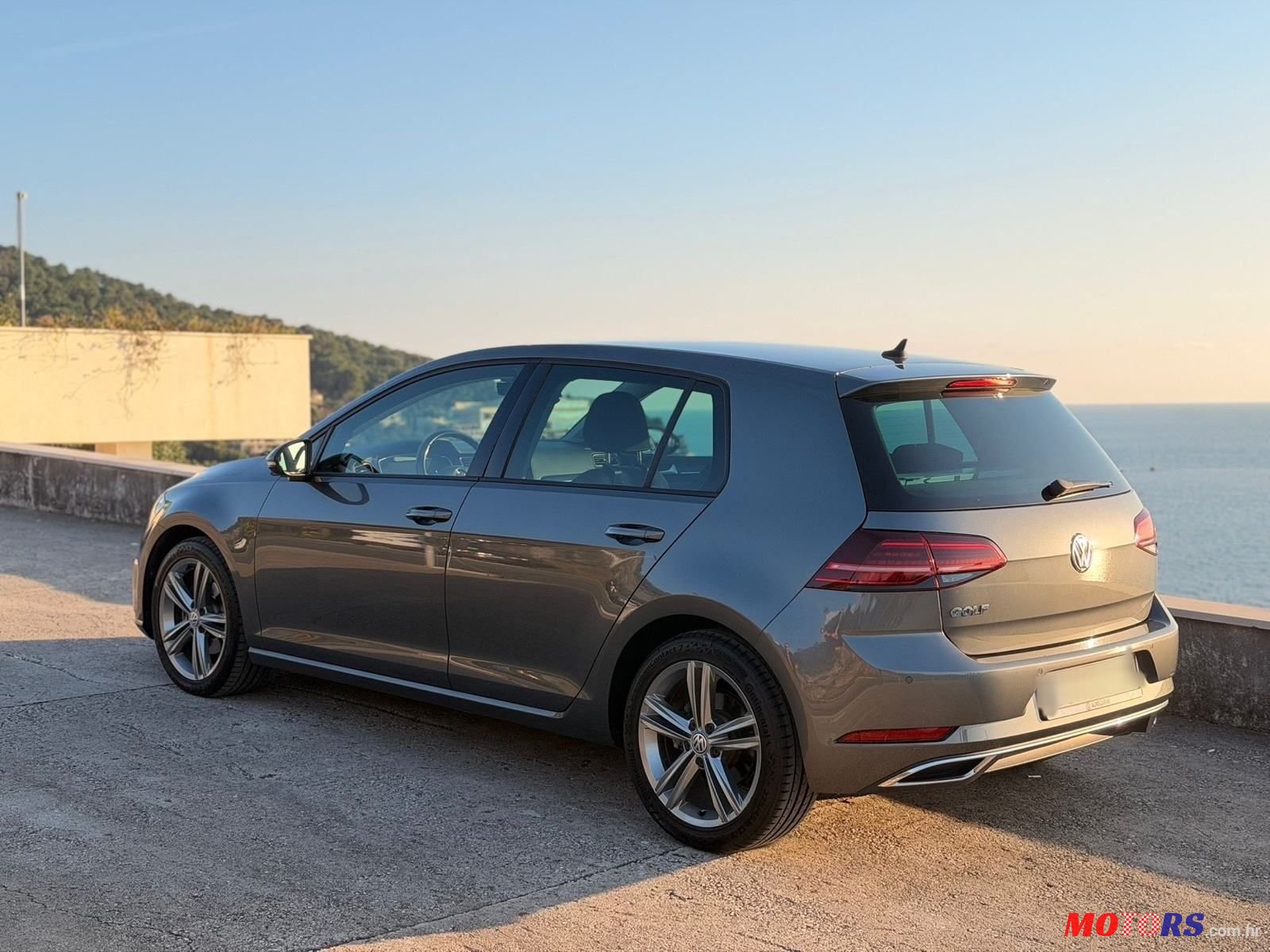 2018' Volkswagen Golf VII photo #5