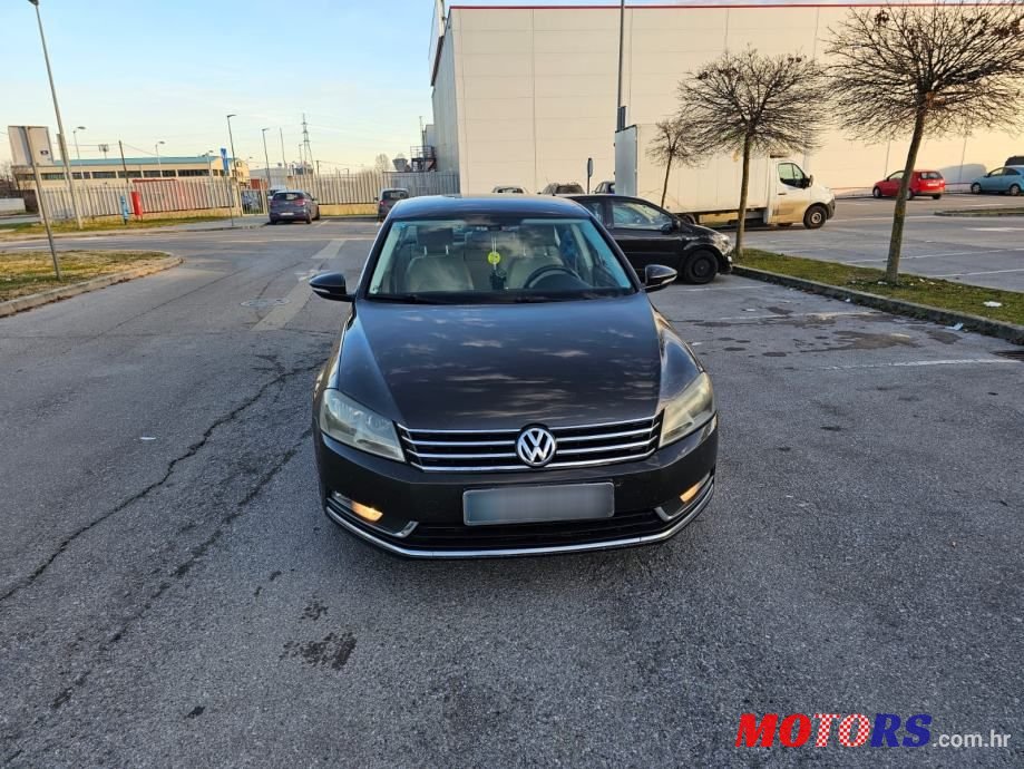 2012' Volkswagen Passat 1,6 Tdi photo #3