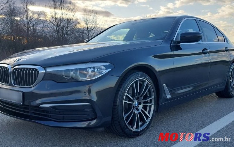 2017' BMW Serija 5 520D photo #3