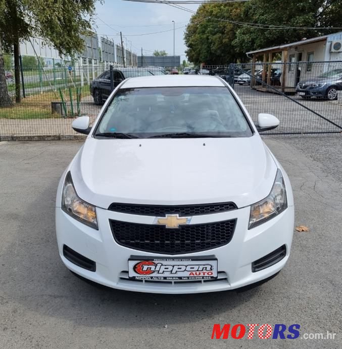 2010' Chevrolet Cruze 1,6 photo #2
