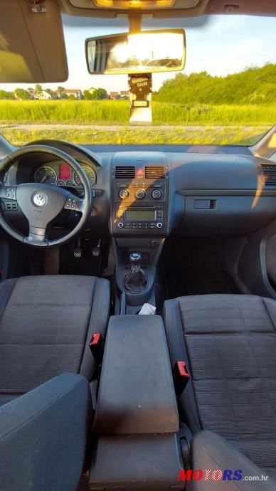 2006' Volkswagen Touran 1,9 Tdi photo #6