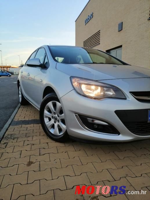 2018' Opel Astra 1.6 Cdti photo #1