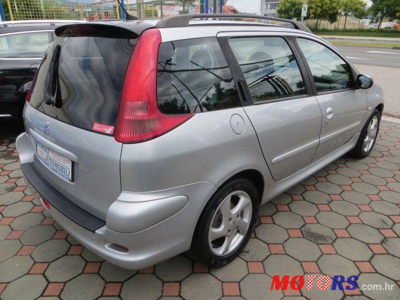 2003' Peugeot 206 206 2,0 Hdi photo #1