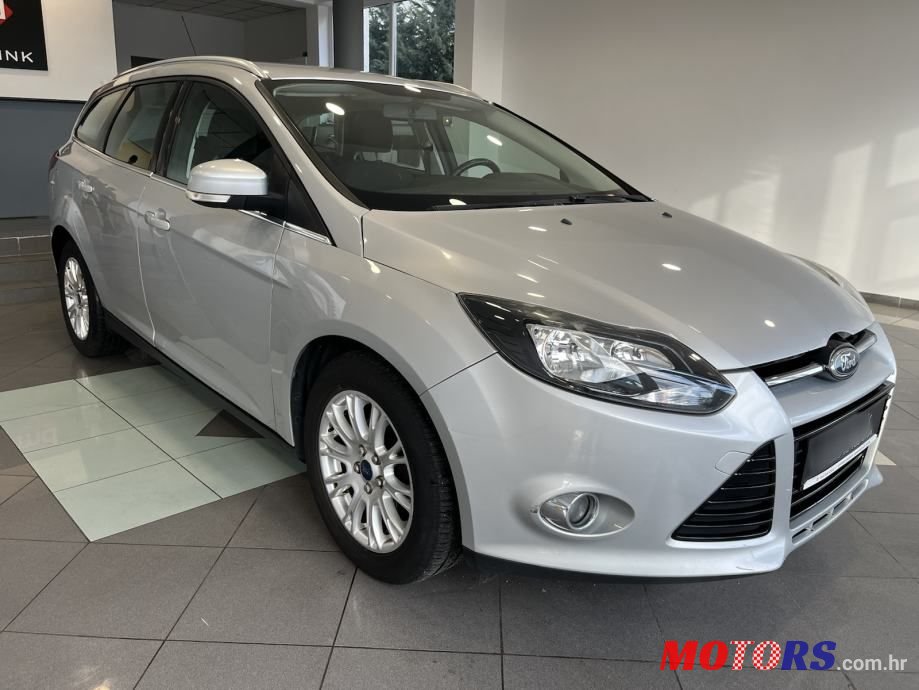 2013' Ford Focus Karavan photo #3