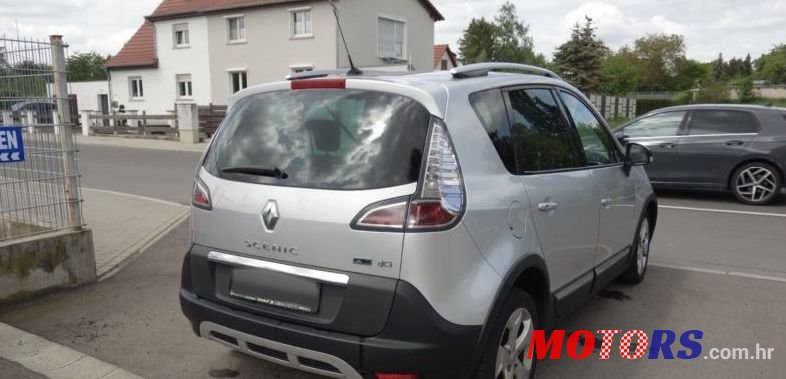 2014' Renault Scenic Dci 130 photo #2