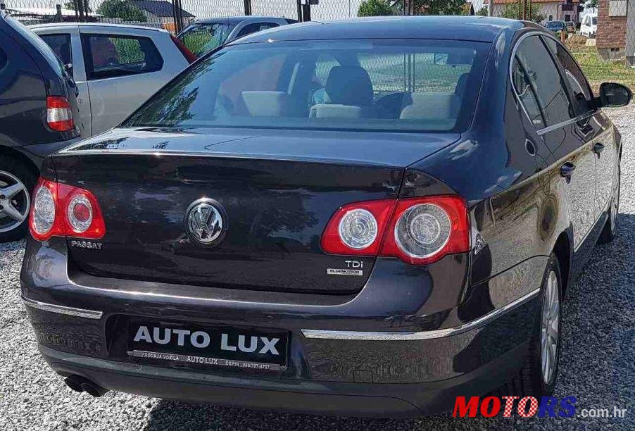 2010' Volkswagen Passat 2,0 Tdi photo #2