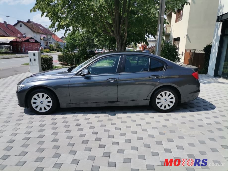 2012' BMW Serija 3 316D photo #5