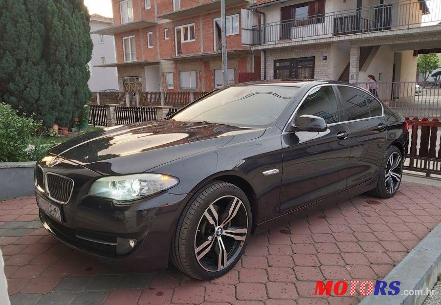 2012' BMW Serija 5 520D photo #4