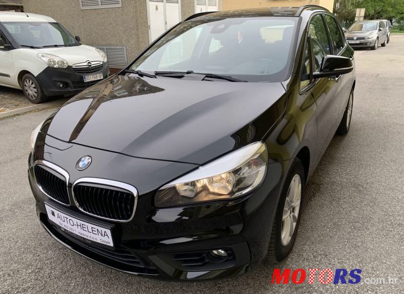 2016' BMW Serija 2 214D photo #1