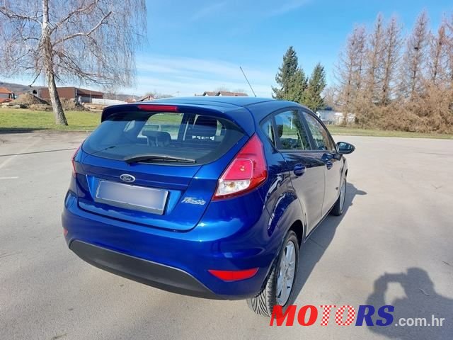 2015' Ford Fiesta photo #4