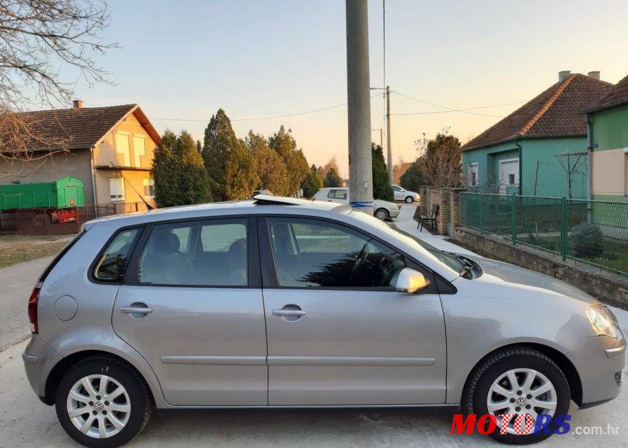 2006' Volkswagen Polo 1,9 Tdi photo #1