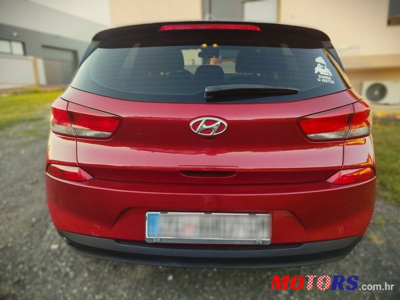 2017' Hyundai i30 1.4 Mpi photo #1