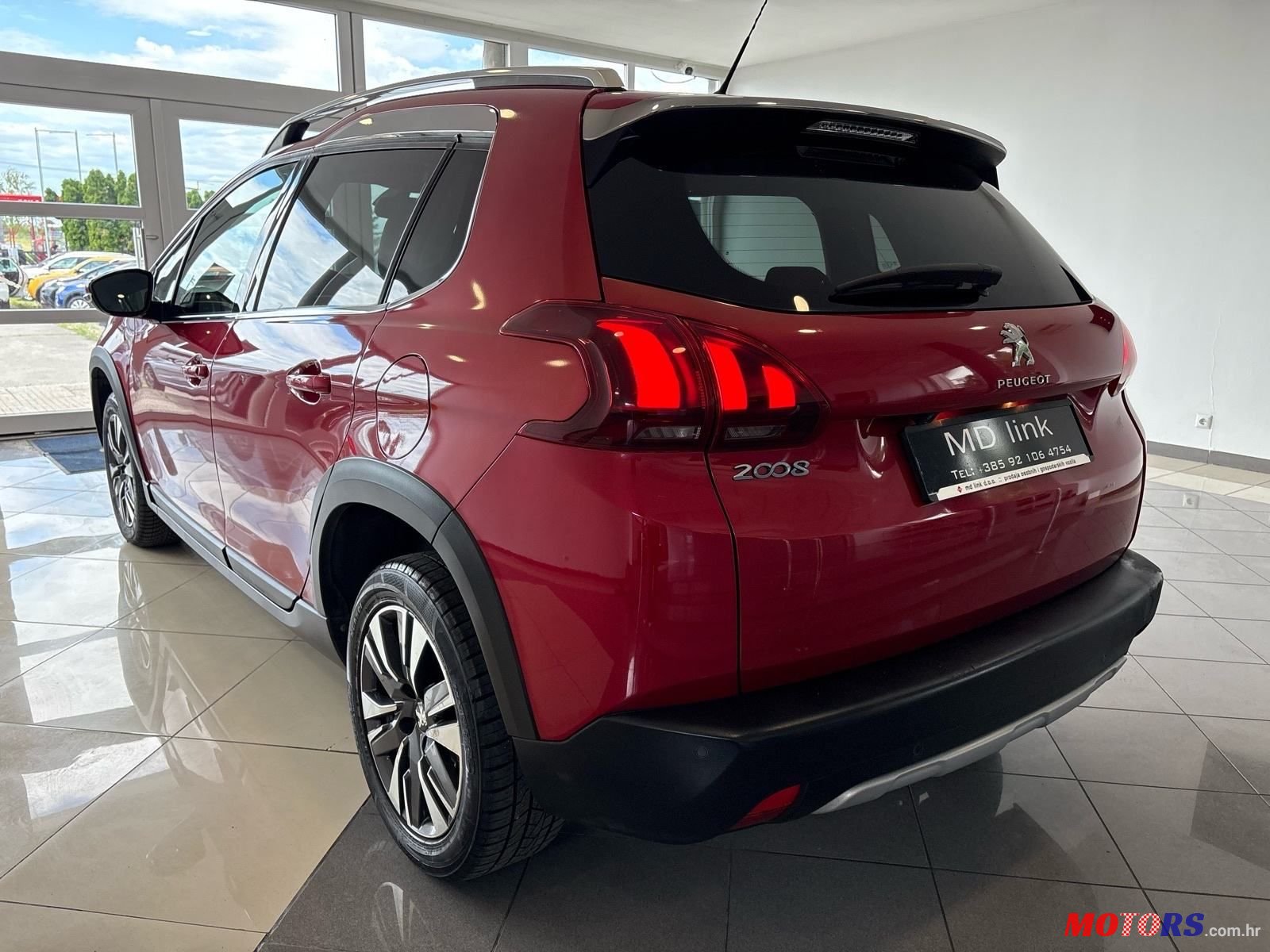 2017' Peugeot 2008 1,6 Bluehdi photo #4